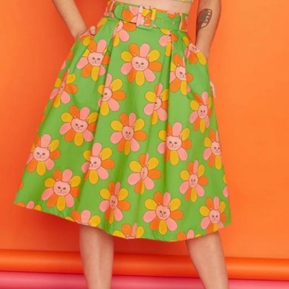 New ! Modcloth Green Floral A-Line Skirt 60s Cat Flower